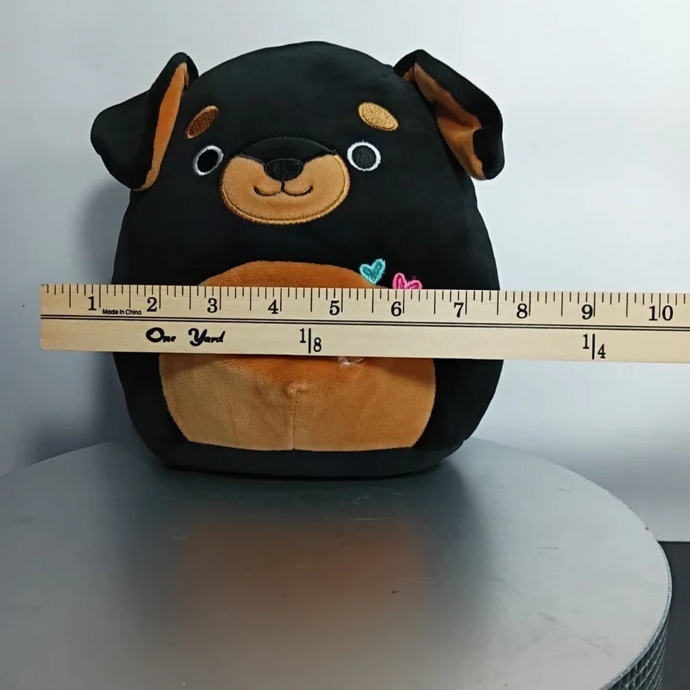 Squisnallow Black and Tan Plush Dog Toy 8” pre owned Exellent condition